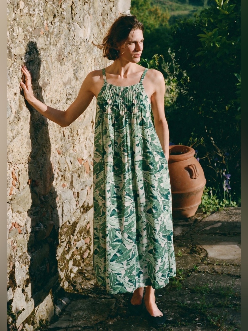 Christy Dawn Rare Green Banana Leaf Print Sleeveless Midi Dress Side Slits Sz S